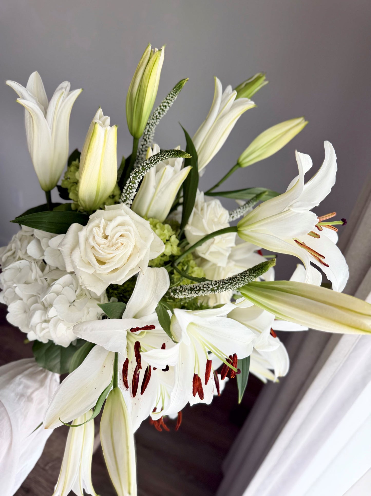 White Garden Lily Arrangement