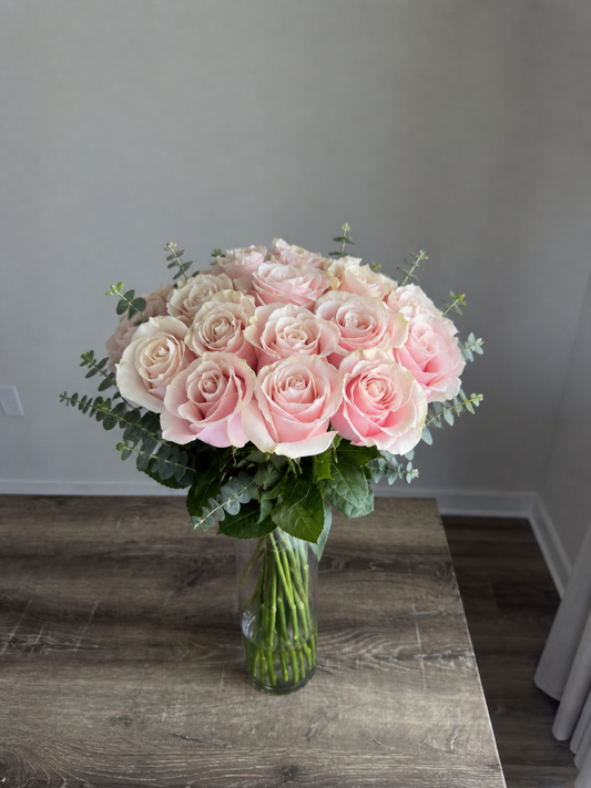 Premium Blush Cream Long-Stem Roses