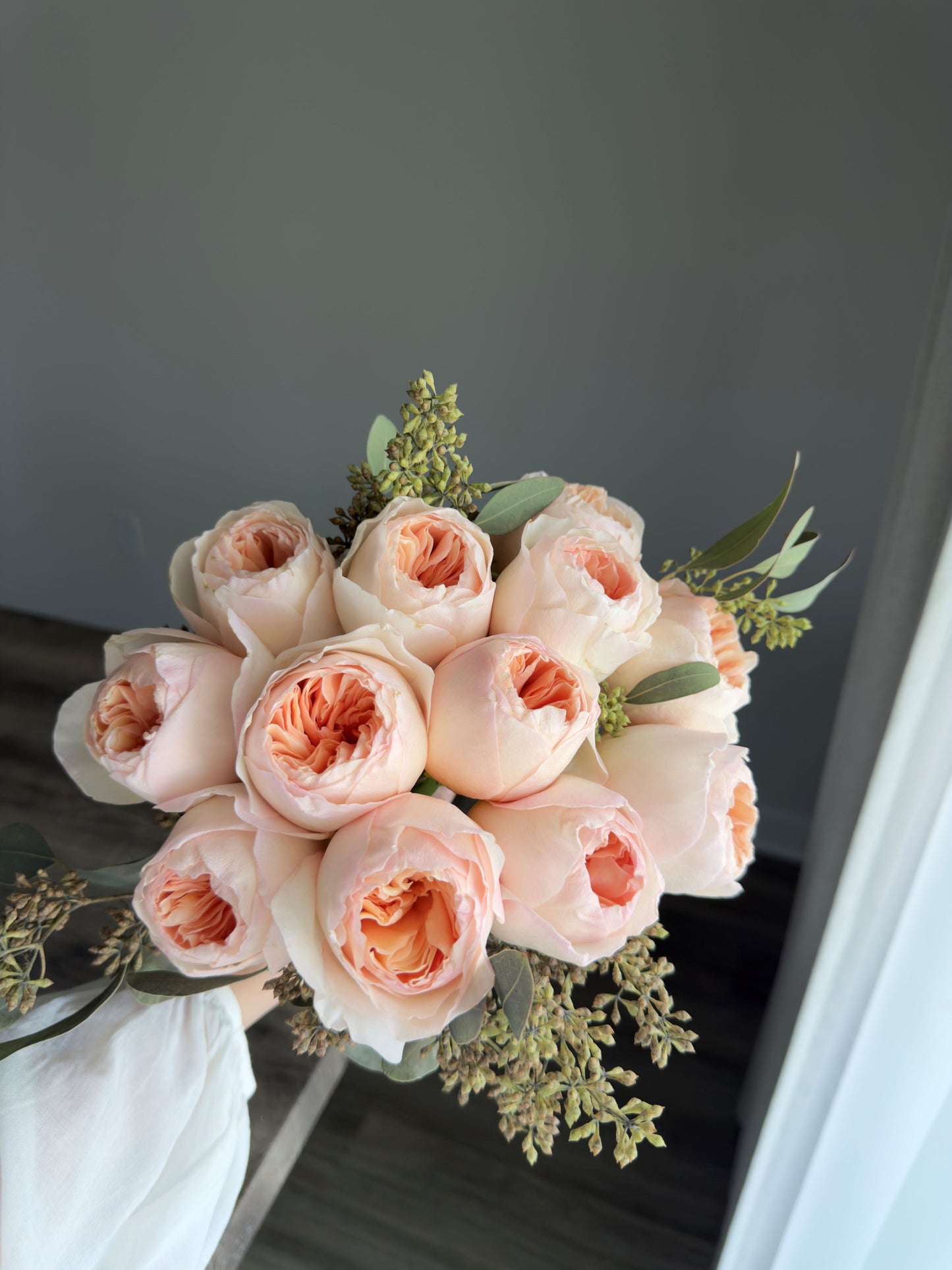 Premium Juliet Garden Roses Bouquet